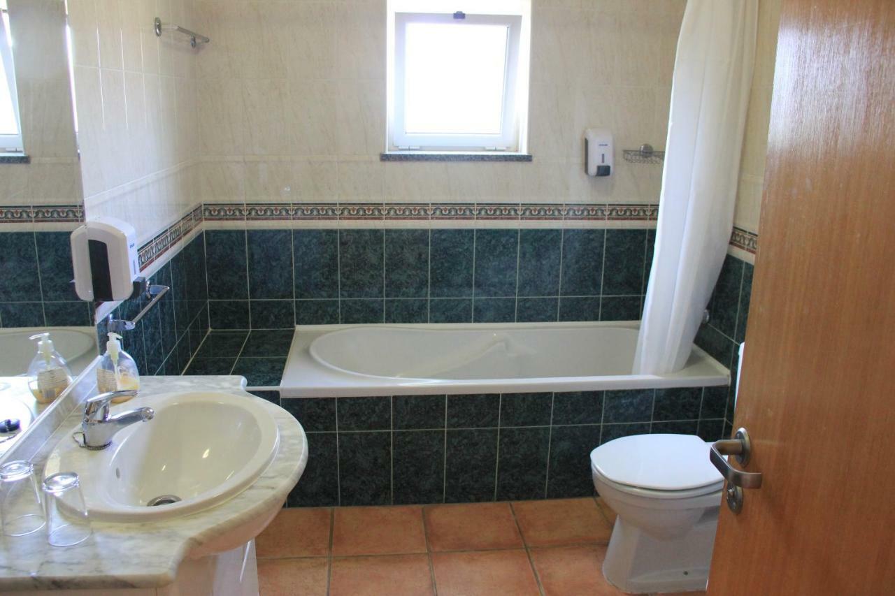 Apartment Vila Mos In Porto Mos Beach Lagos Ngoại thất bức ảnh